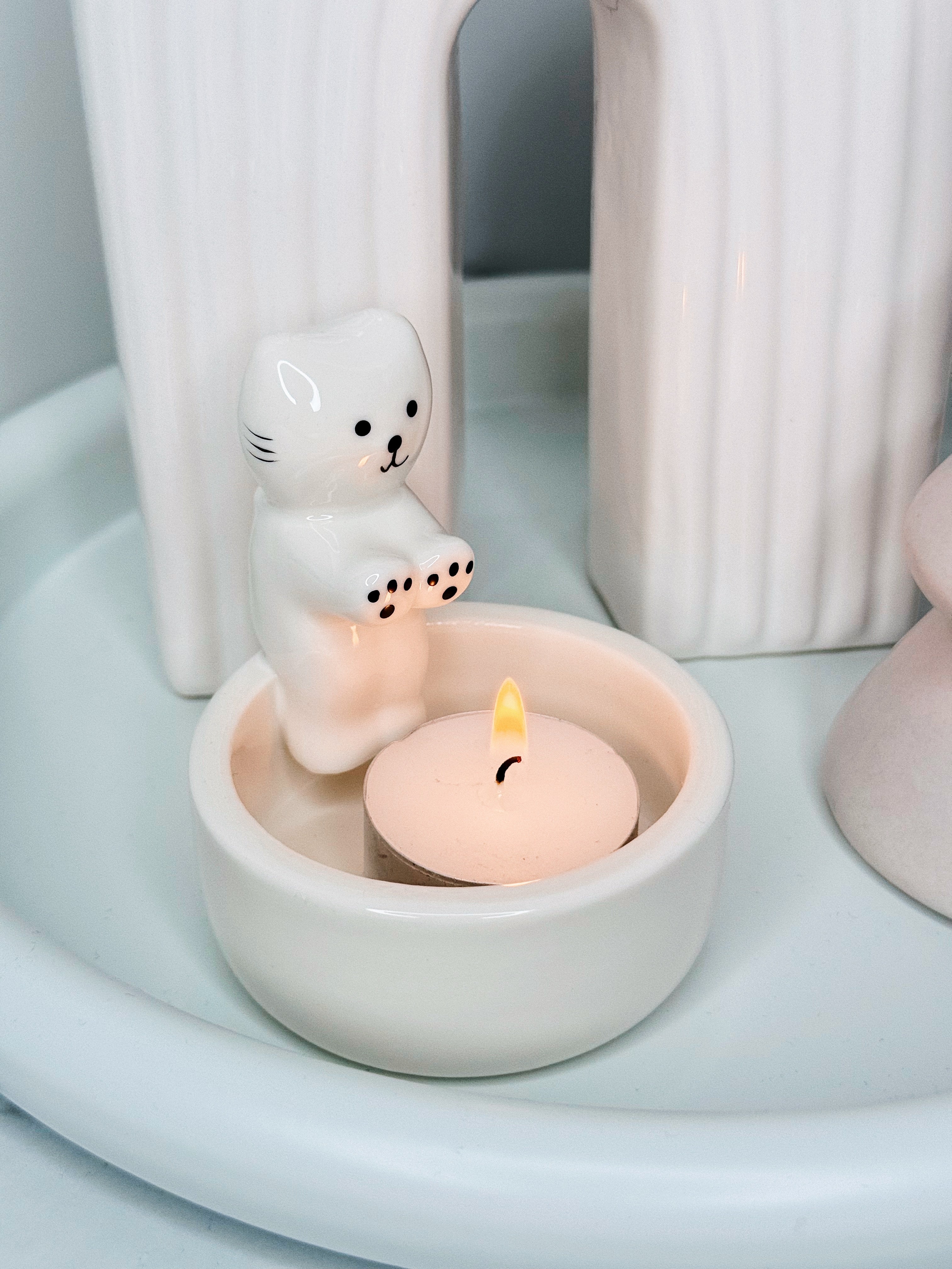 Ceramiczny świecznik „Cozy Cat”